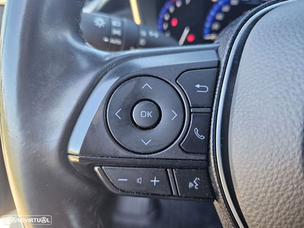 Toyota Corolla 1.8 Hybrid Exclusive - 35