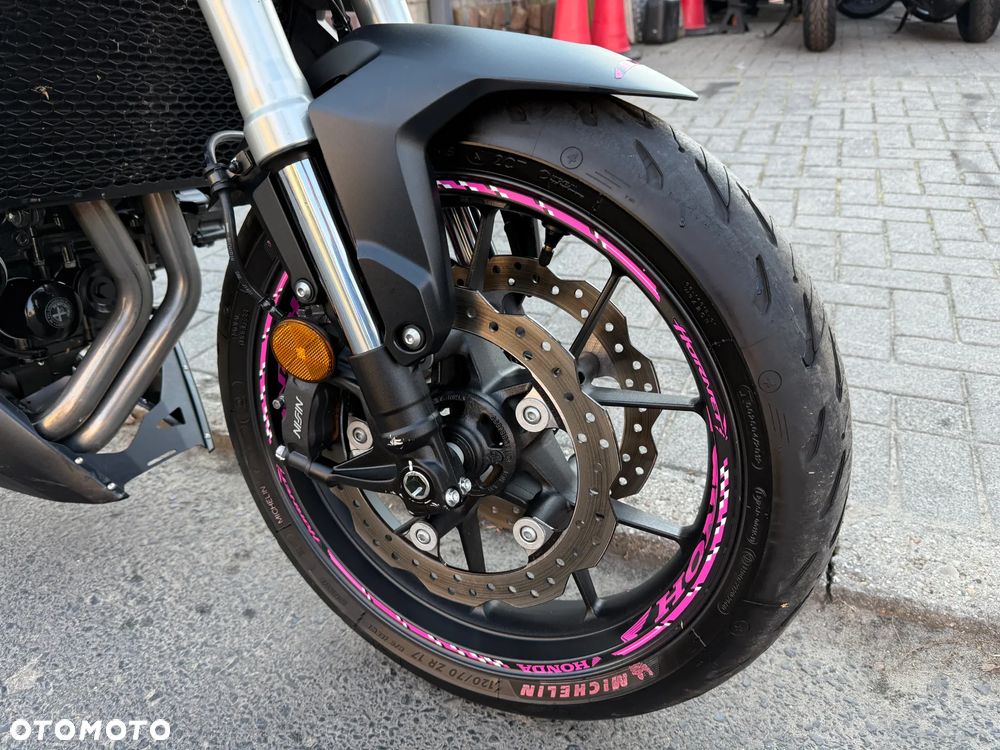 Honda Hornet - 25