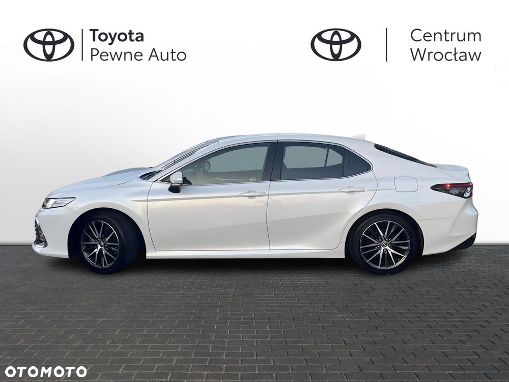 Toyota Camry 2.5 Hybrid Executive CVT - 2