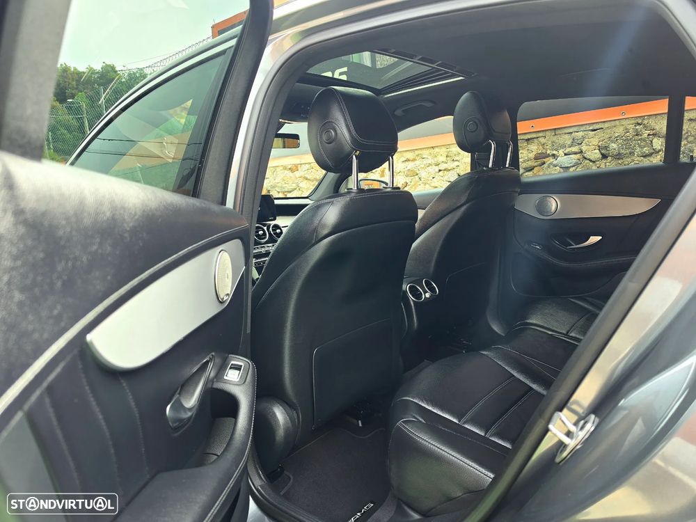 Mercedes-Benz GLC 300 de Coupé 4Matic - 21