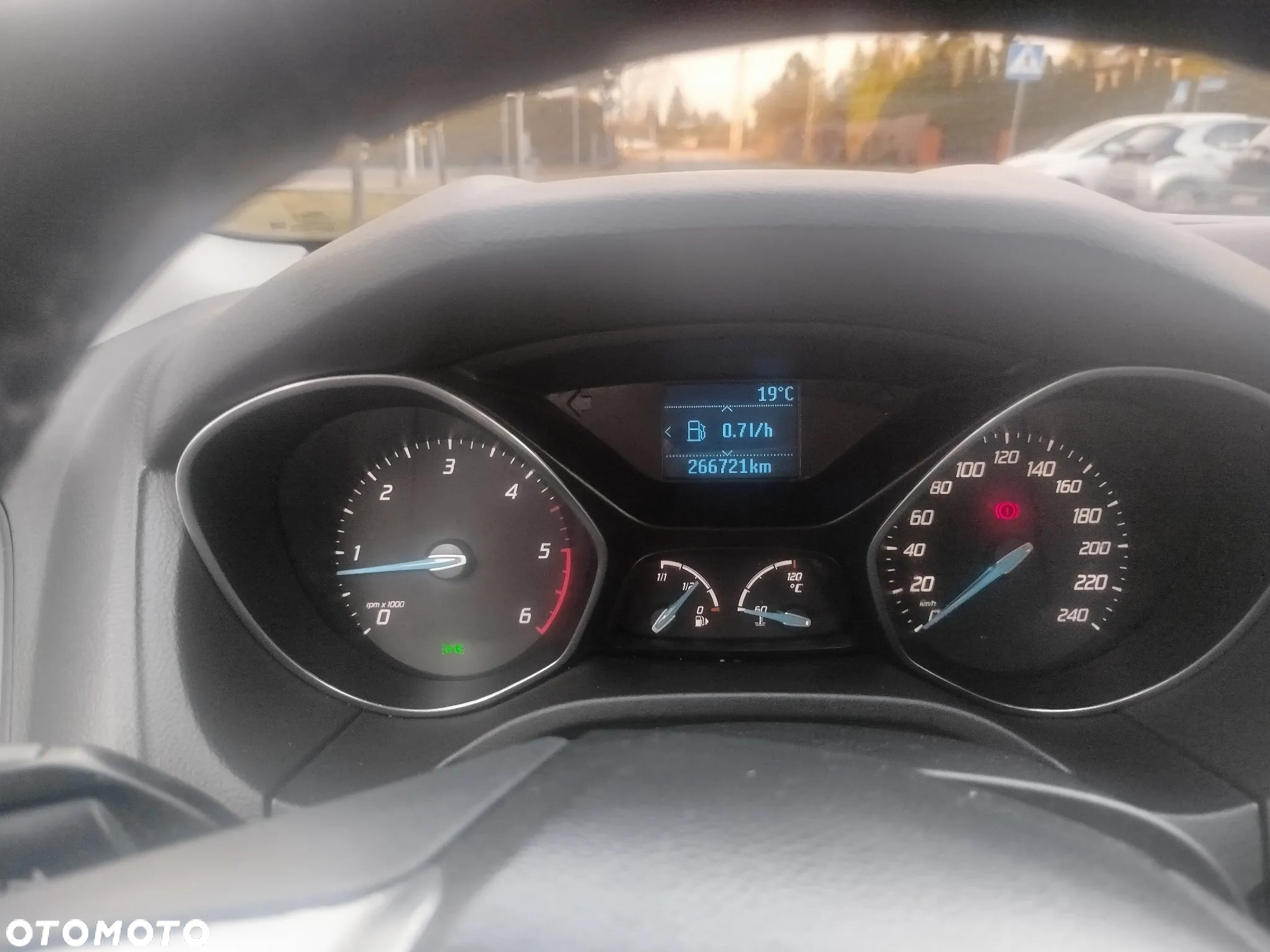 Ford Focus - 8