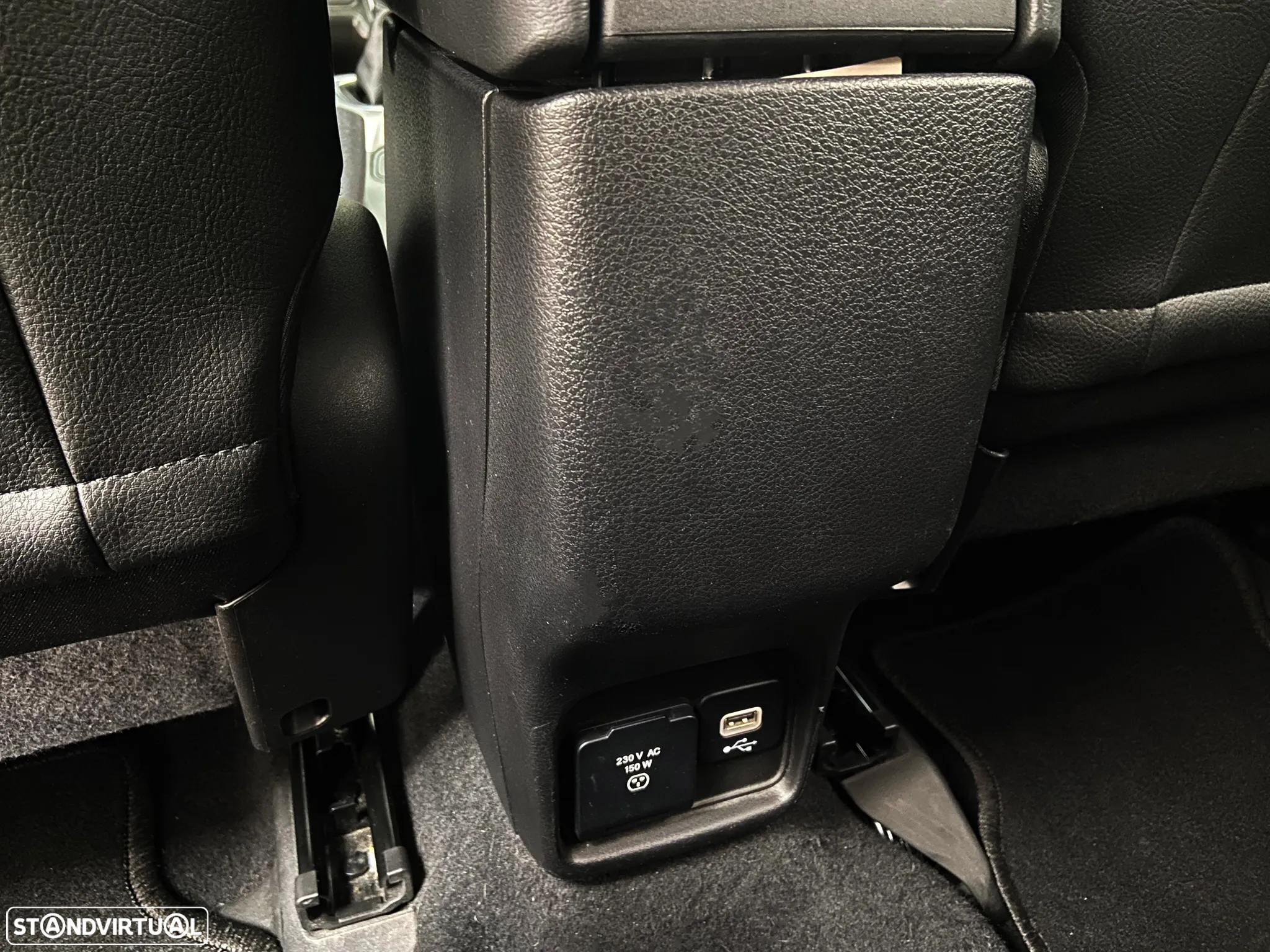 Jeep Compass 1.3 T Longitude - 12
