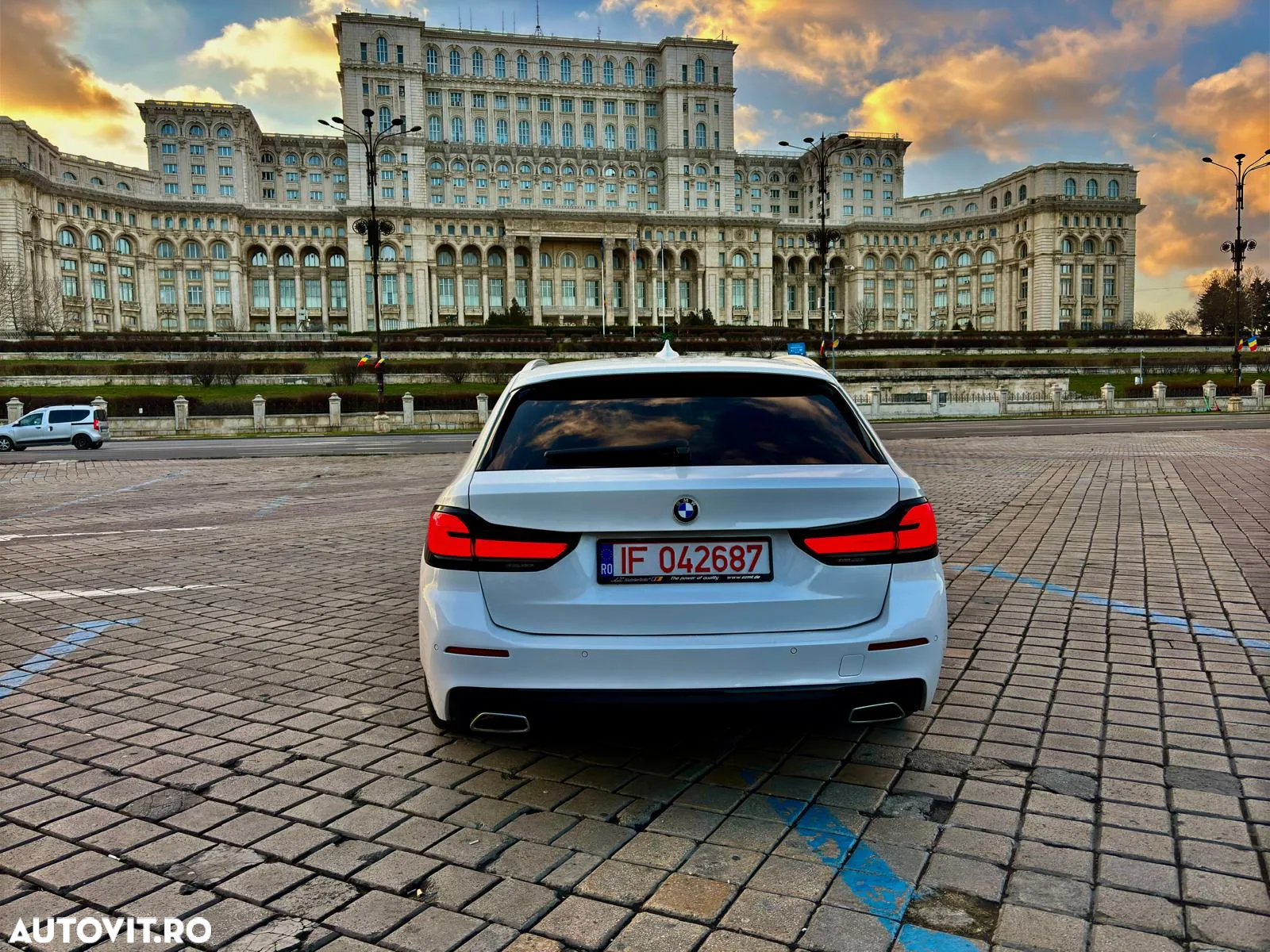 BMW Seria 5 518d AT MHEV - 5
