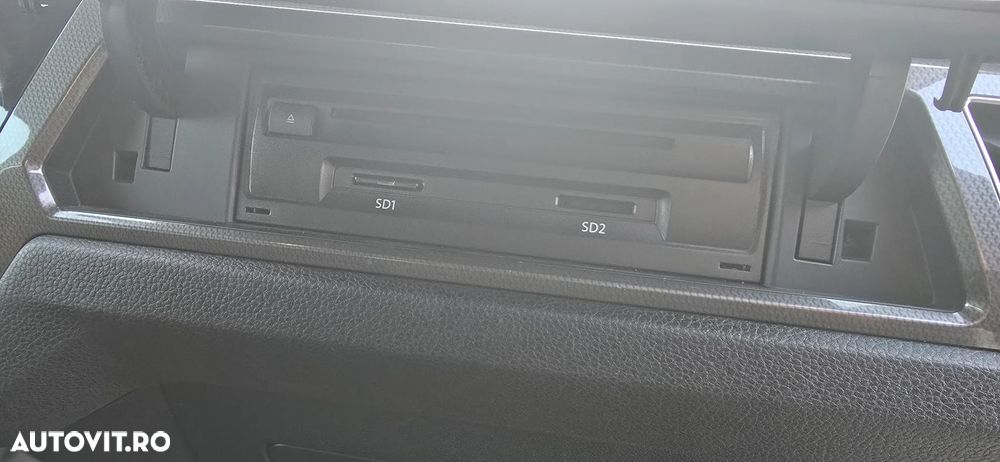 Volkswagen Touran - 24