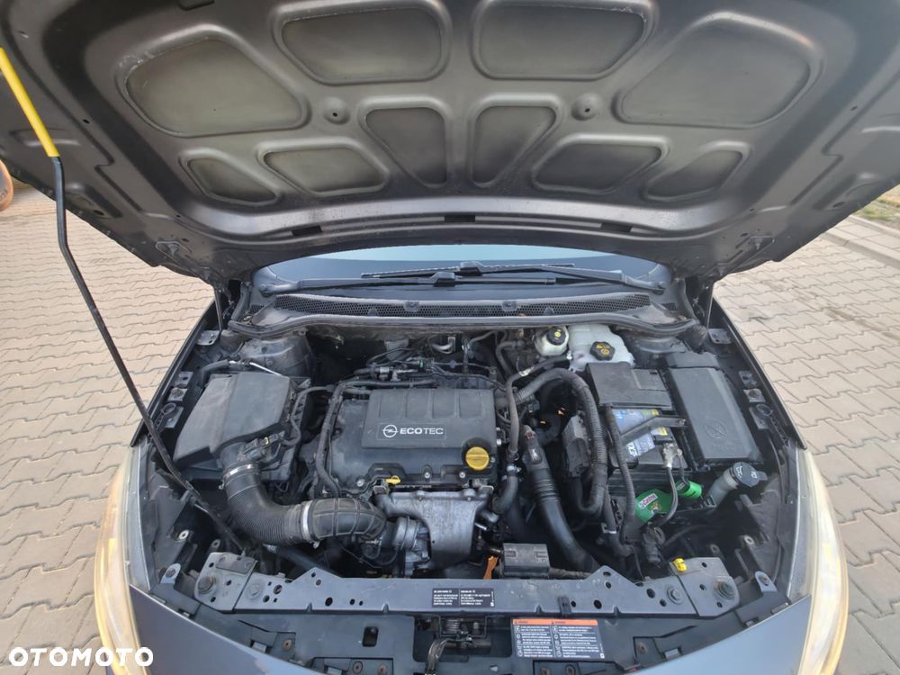 Opel Astra 1.4 Turbo - 9