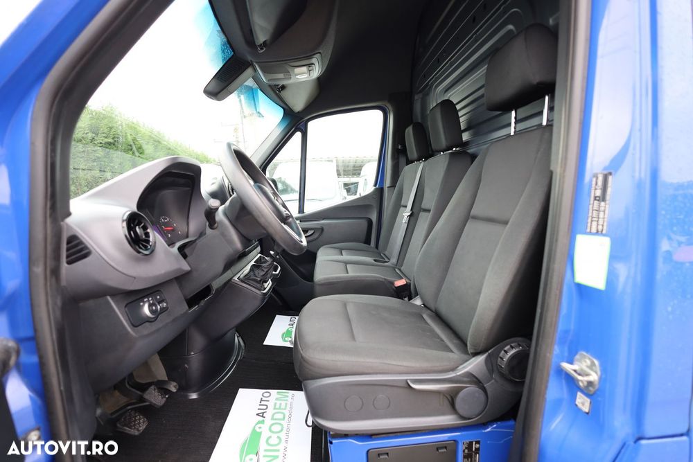 Mercedes-Benz Sprinter L2H2 - 11