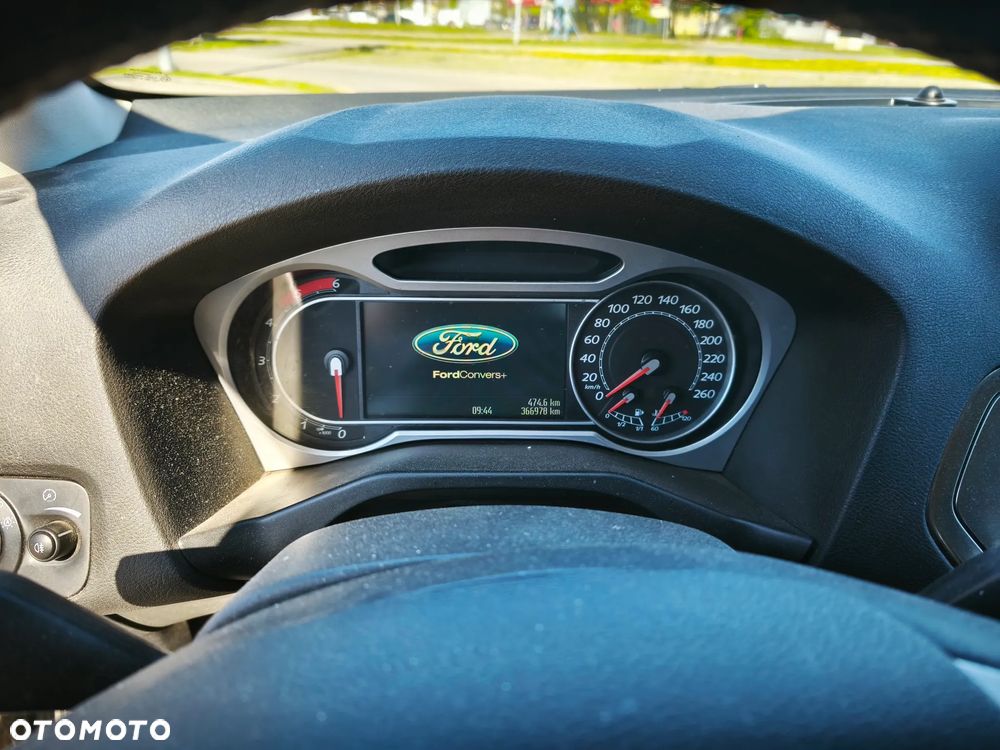 Ford Mondeo 2.0 TDCi Ghia - 4