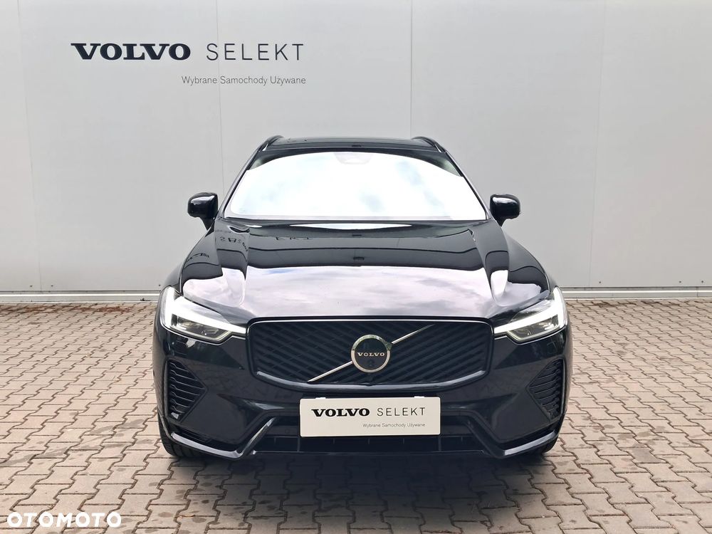 Volvo XC 60 T6 Plug-In Hybrid AWD Ultra Dark - 10