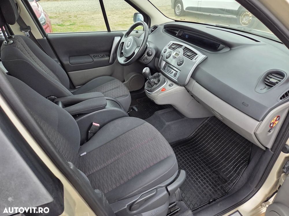 Renault Scenic 1.9 dCi FAP Privilege - 6