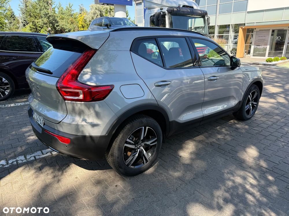 Volvo XC 40 B3 Plus Dark - 5