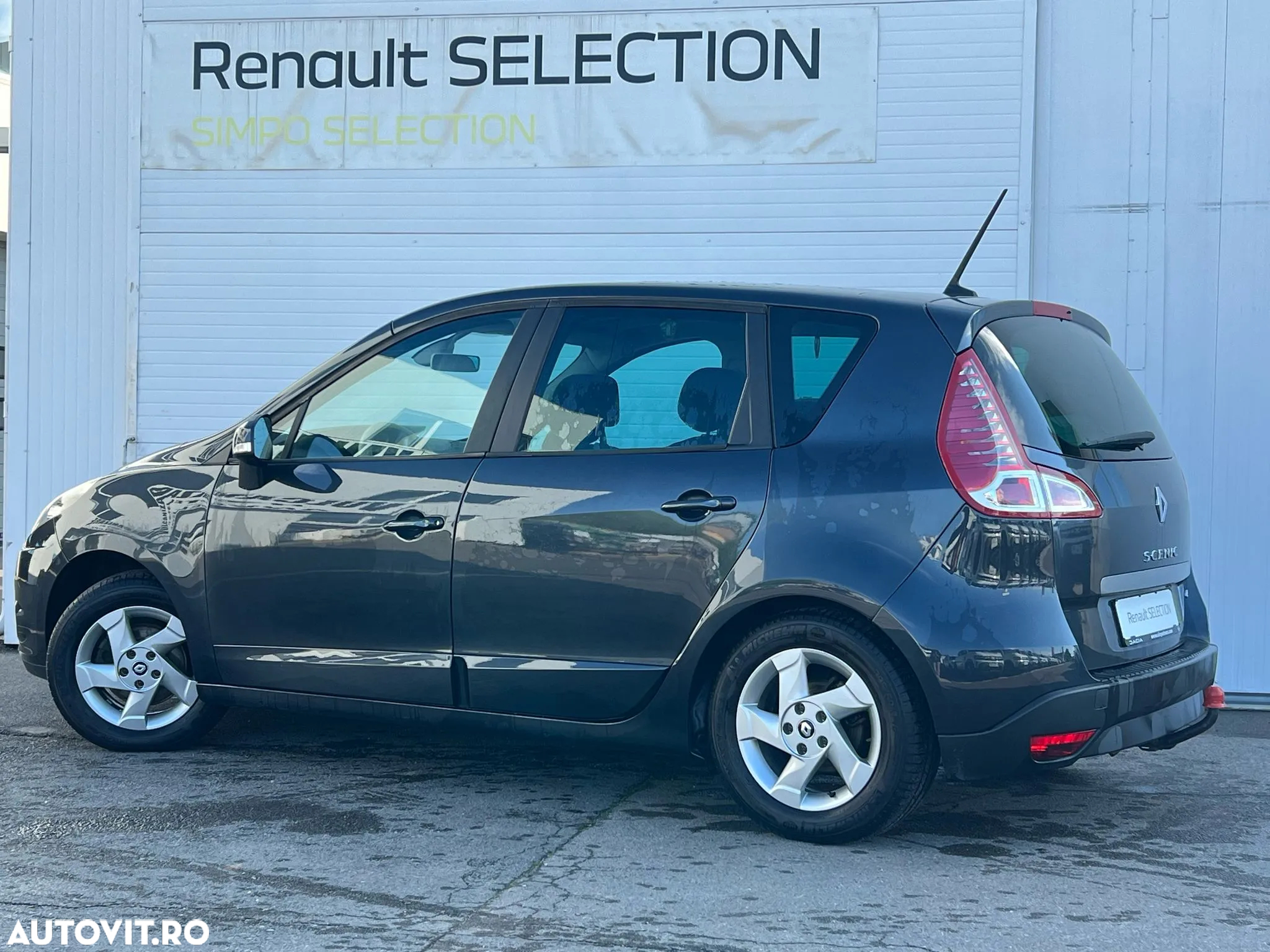 Renault Scenic - 2