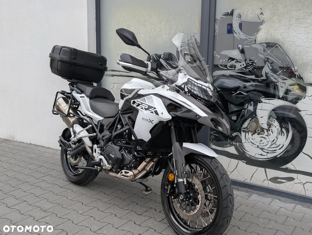 Benelli TRK 502X - 8