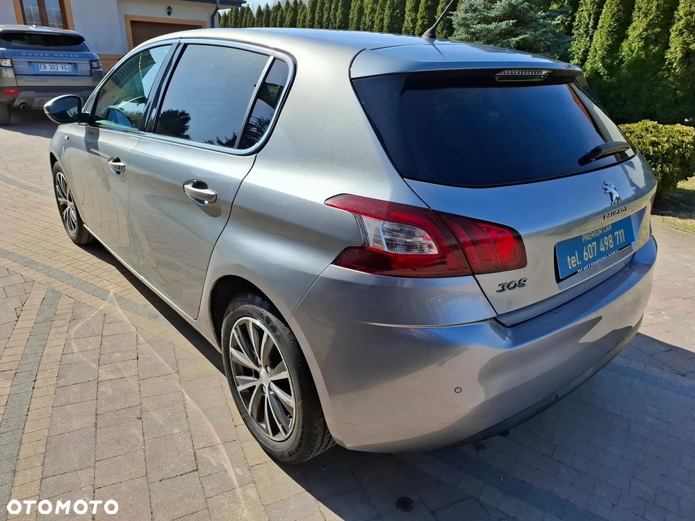 Peugeot 308 - 5