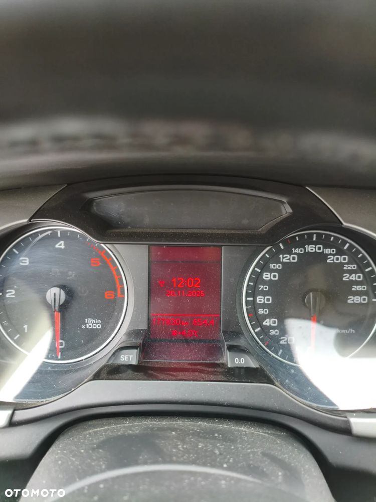 Audi A4 Avant 2.0 TDI DPF - 11