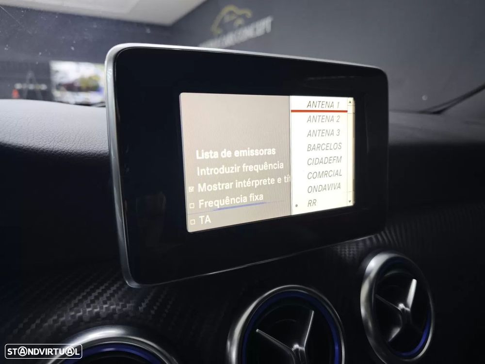 Mercedes-Benz A 180 d AMG Line - 30