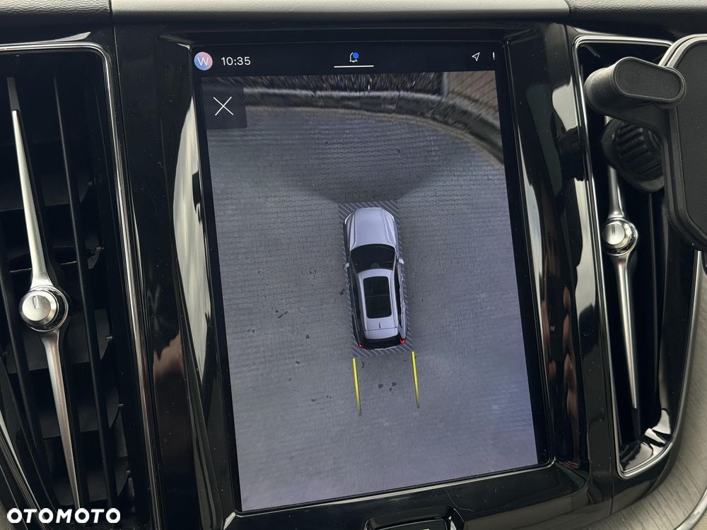 Volvo XC 60 B5 D AWD Plus Dark - 30