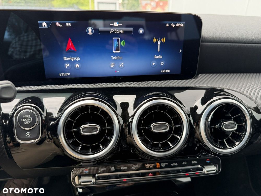 Mercedes-Benz CLA 200 mHEV 7G-DCT - 33