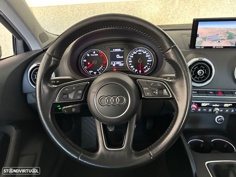 Audi A3 1.6 TDI S-line - 9