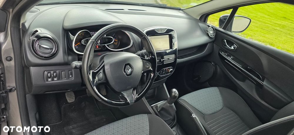 Renault Clio TCe 90 Limited - 17