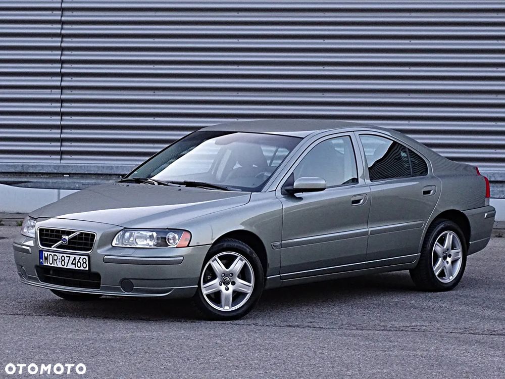 Volvo S60 2.4 Momentum - 2
