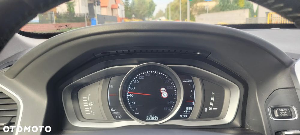 Volvo XC 60 - 23
