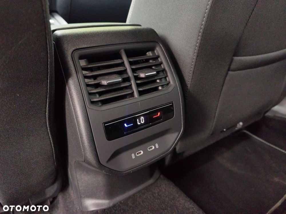 Seat Leon 1.5 eTSI Style DSG - 13
