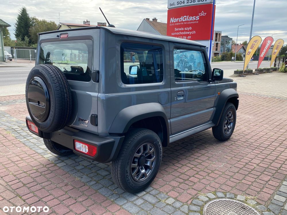 Suzuki Jimny - 38