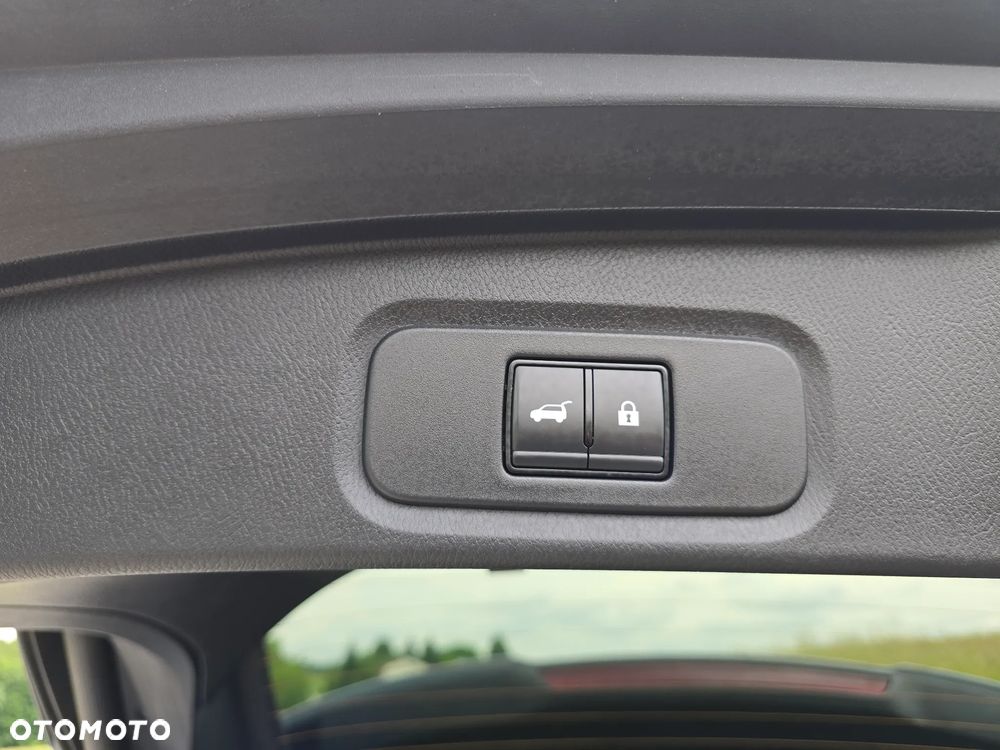 Nissan Qashqai 1.3 DIG-T MHEV Xtronic Tekna+ - 23