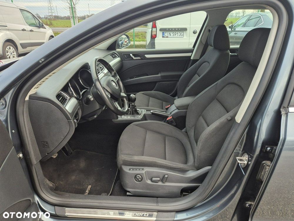 Skoda Superb - 16