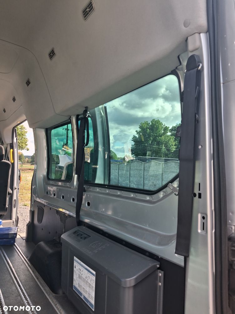 Ford Transit - 20