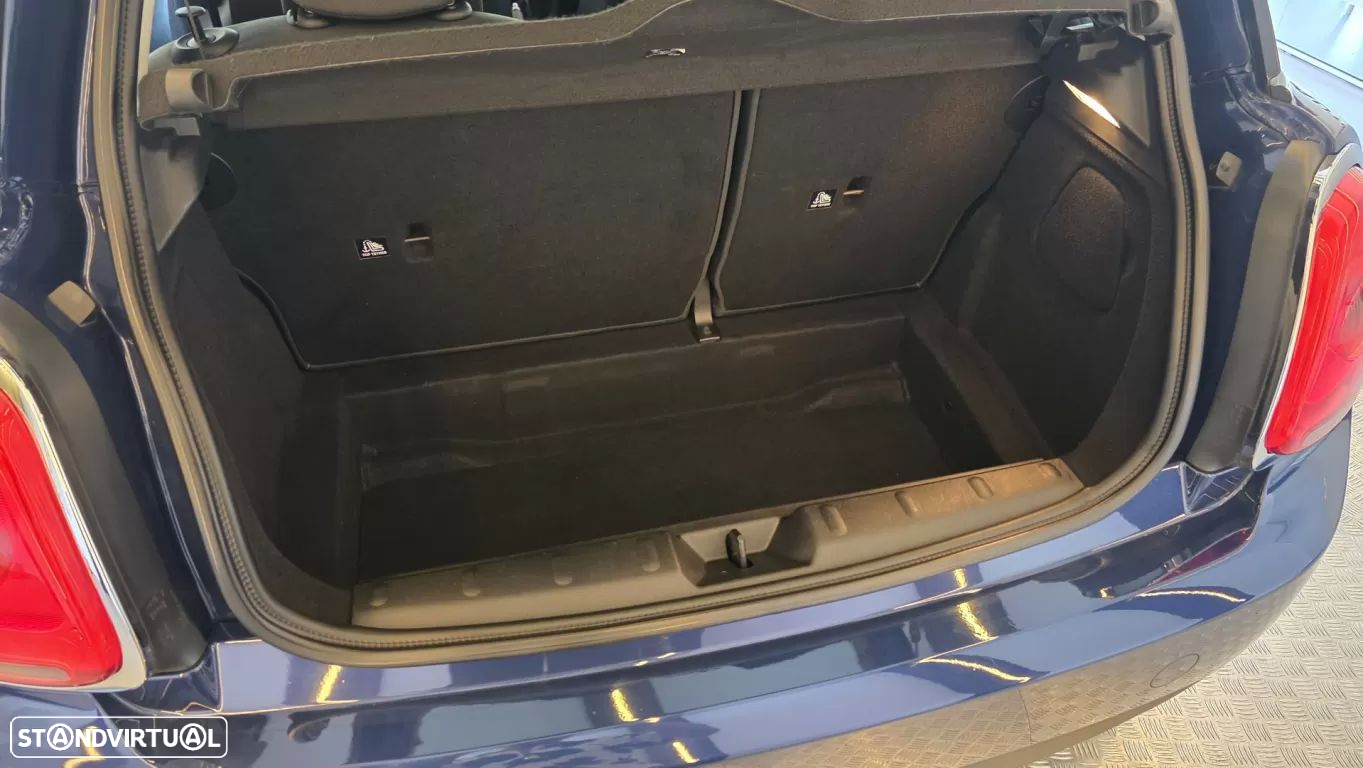 MINI 3 Portas One D - 23