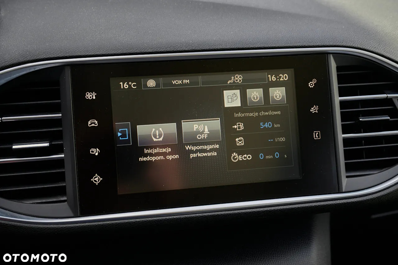 Peugeot 308 SW BlueHDi 150 Stop & Start Niveau 2 Business-Line - 24