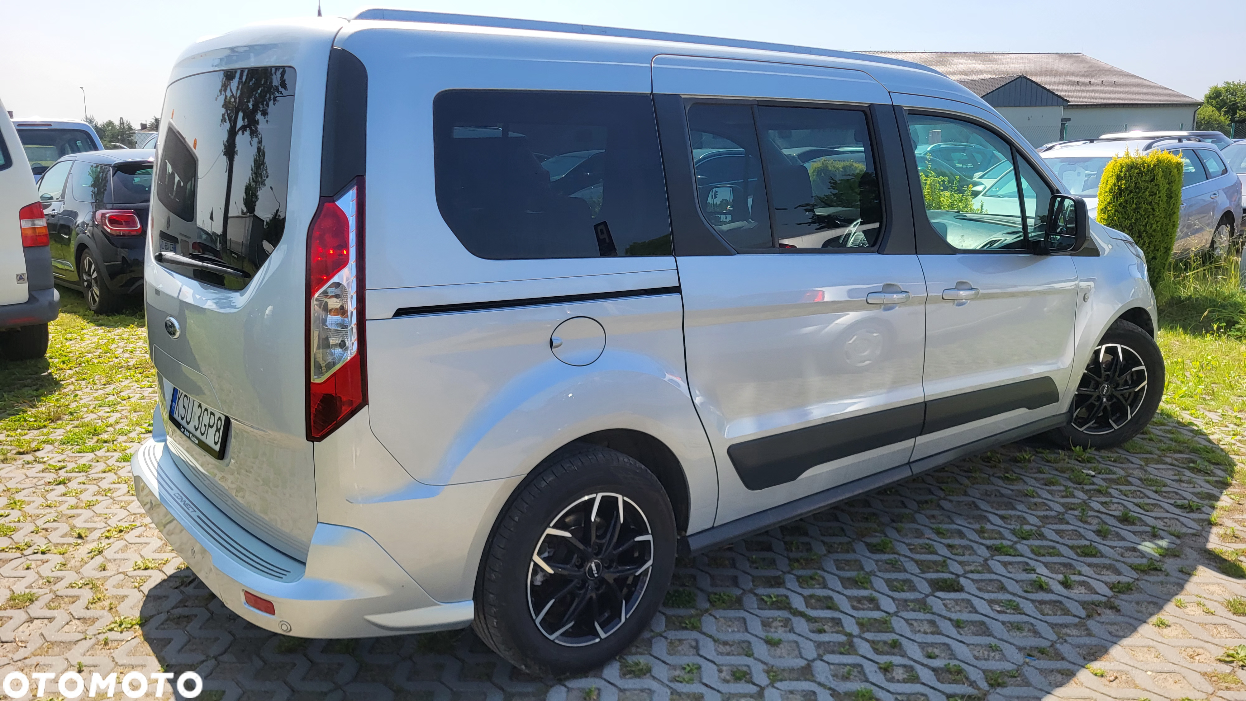 Ford Tourneo Connect Grand - 3