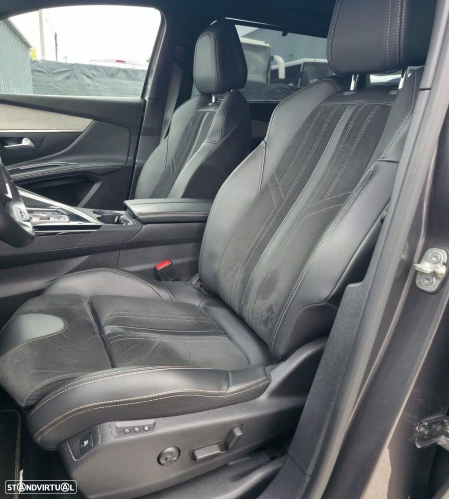 Peugeot 5008 1.5 BlueHDi GT Line J19 EAT8 - 15