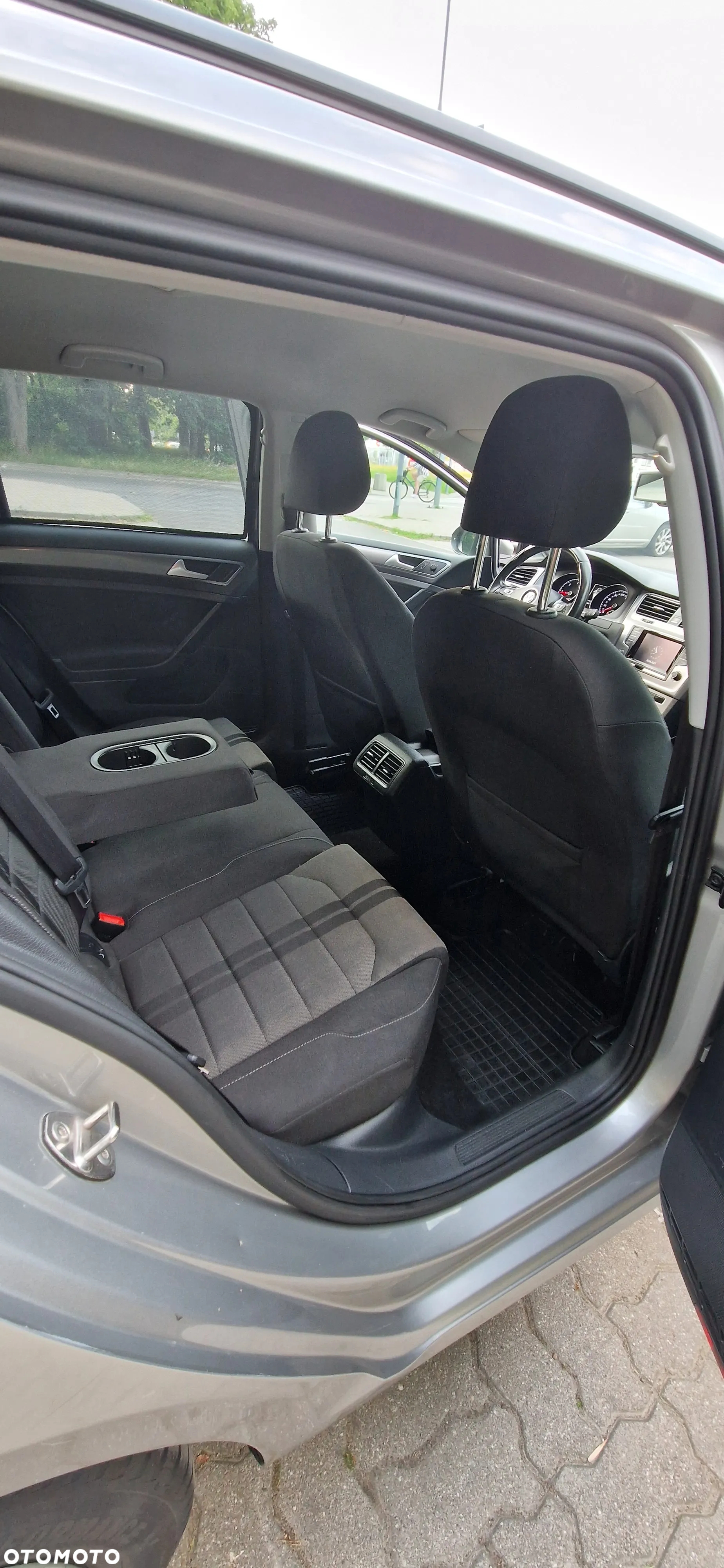Volkswagen Golf VII 1.6 TDI BMT Trendline - 8