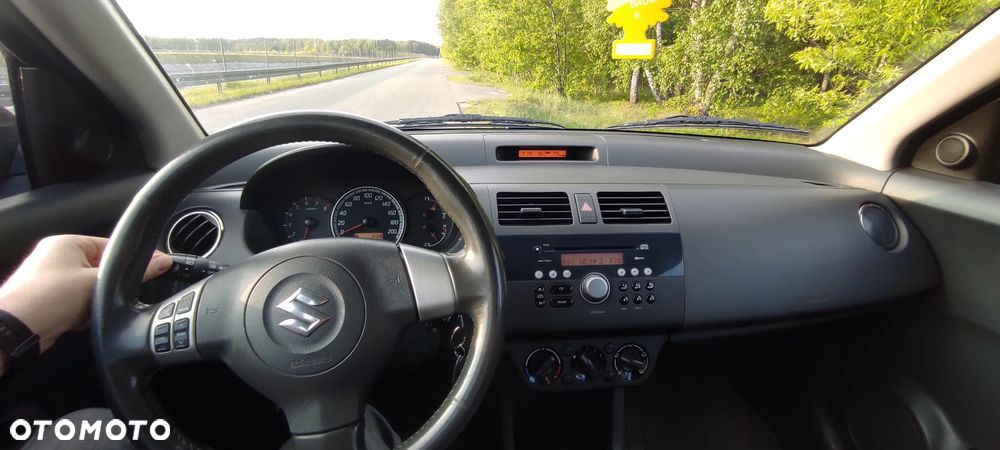 Suzuki Swift 1.3 GLX / Comfort - 12