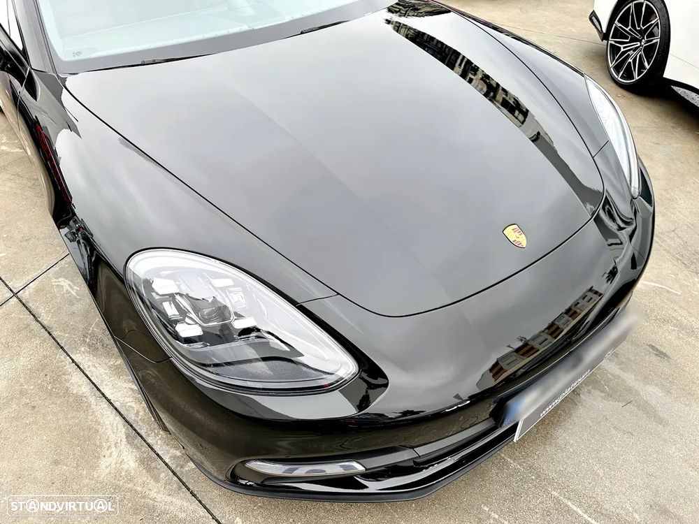 Porsche Panamera 4 E-Hybrid - 41
