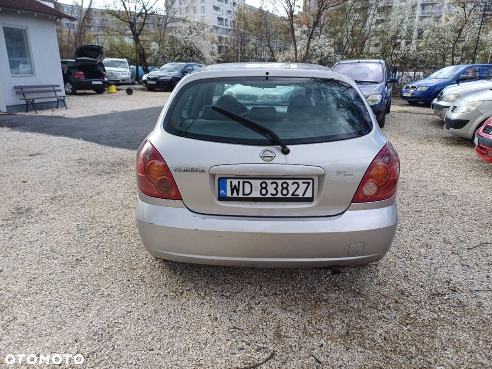 Nissan Almera - 5