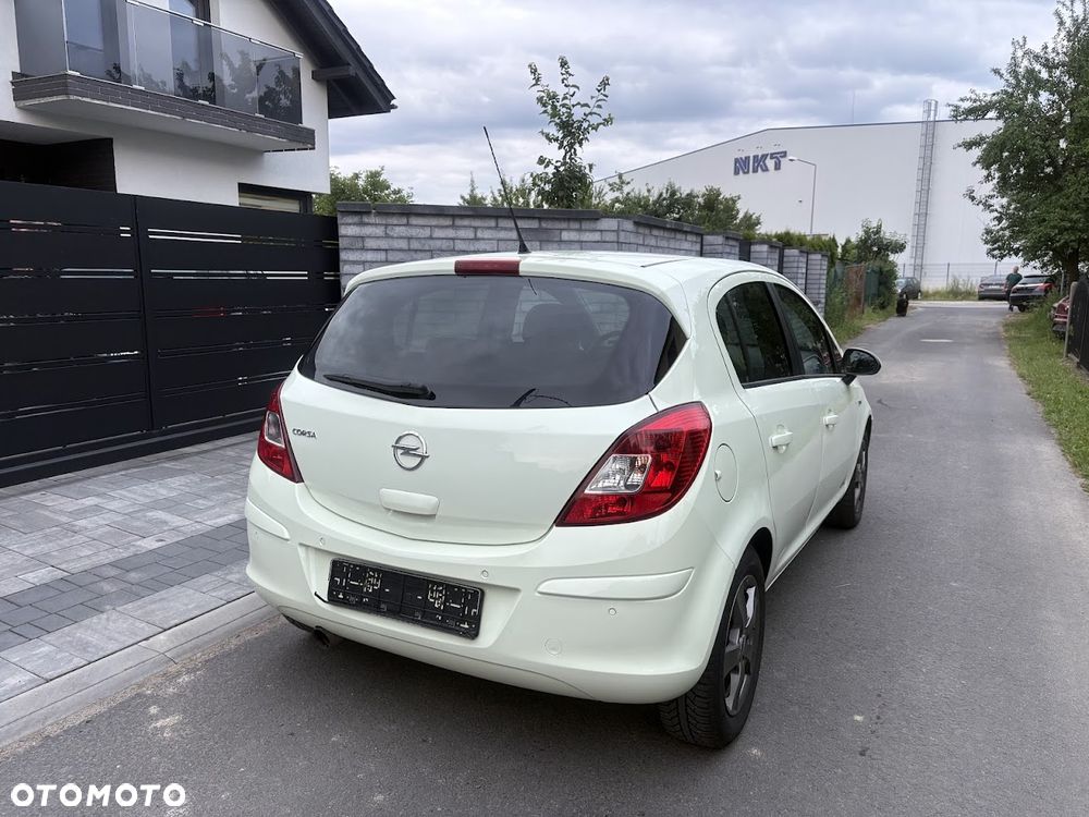 Opel Corsa 1.4 T Color Edition S&S - 16
