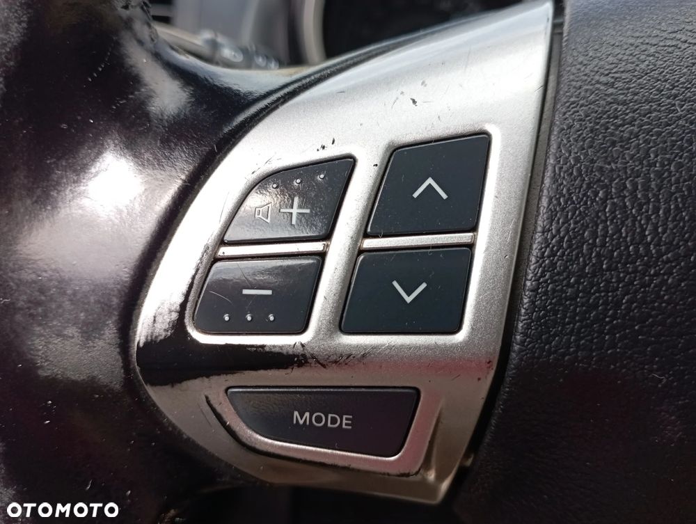 Mitsubishi Lancer 1.8 Invite - 15