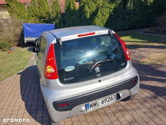 Peugeot 107 1.0 Trendy Euro5 - 4