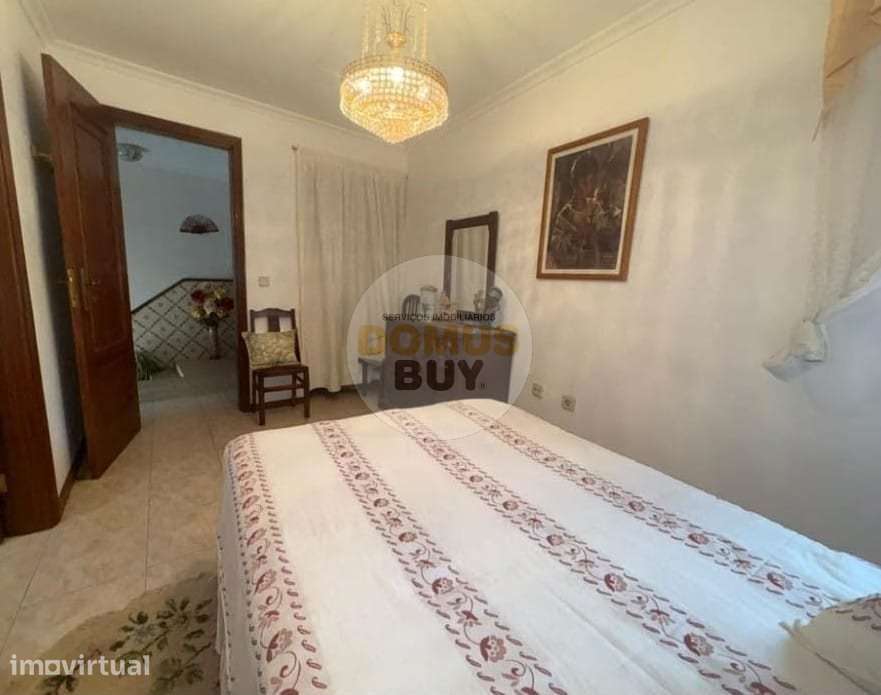 CASA T3 EM PEDRA | TOTALMENTE MOBILADA | 2 PISOS - VALPAÇOS - Grande imagem: 2/11