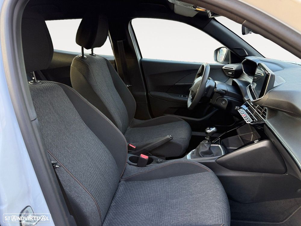 Peugeot 2008 1.2 PureTech Style - 15