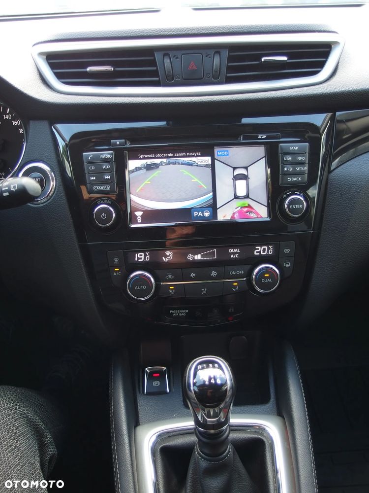 Nissan Qashqai 1.6 DIG-T Tekna - 12