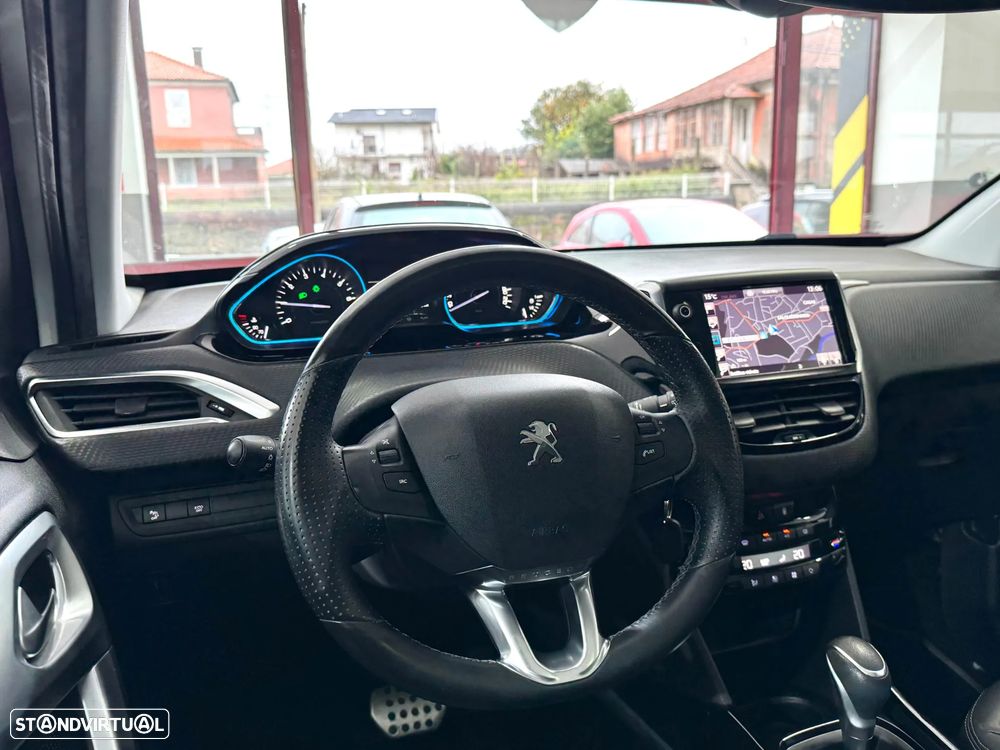 Peugeot 2008 1.2 PureTech Crossway EAT6 - 9