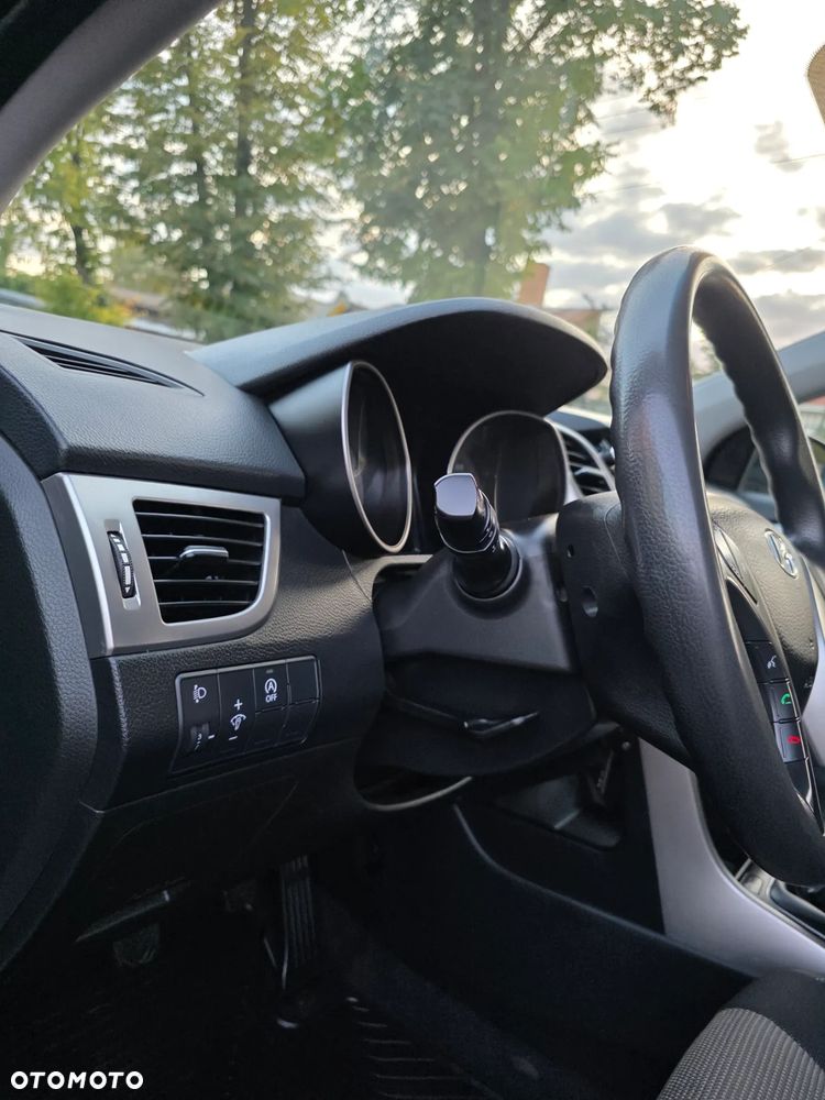 Hyundai i30 - 16