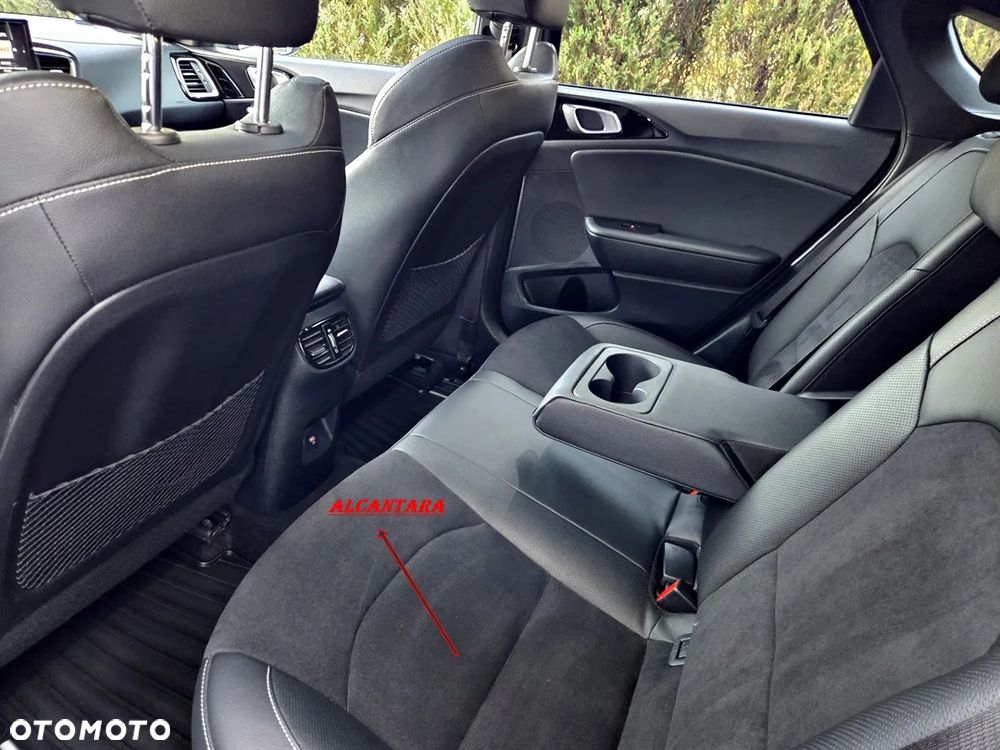 Kia ProCeed 1.5 T-GDI GT Line DCT - 28
