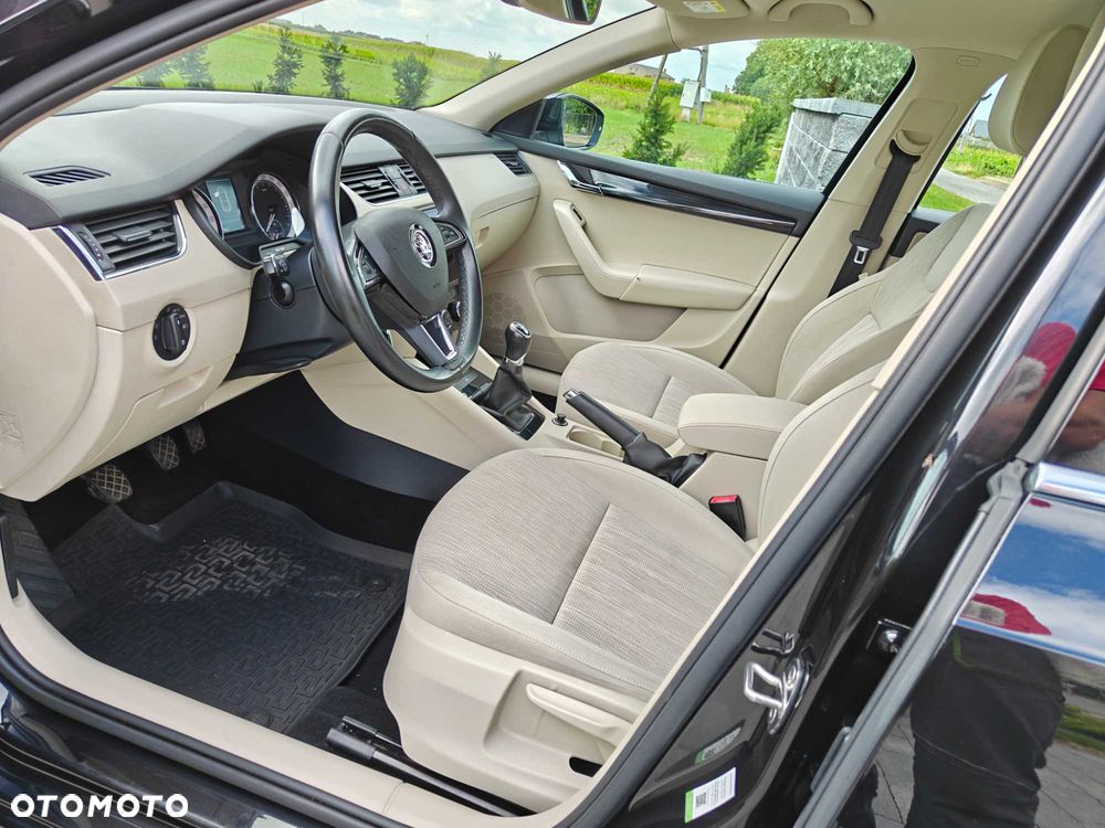 Skoda Octavia - 8