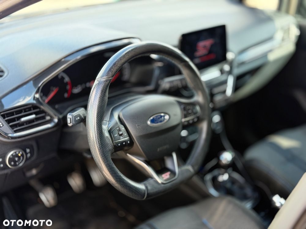 Ford Fiesta - 19
