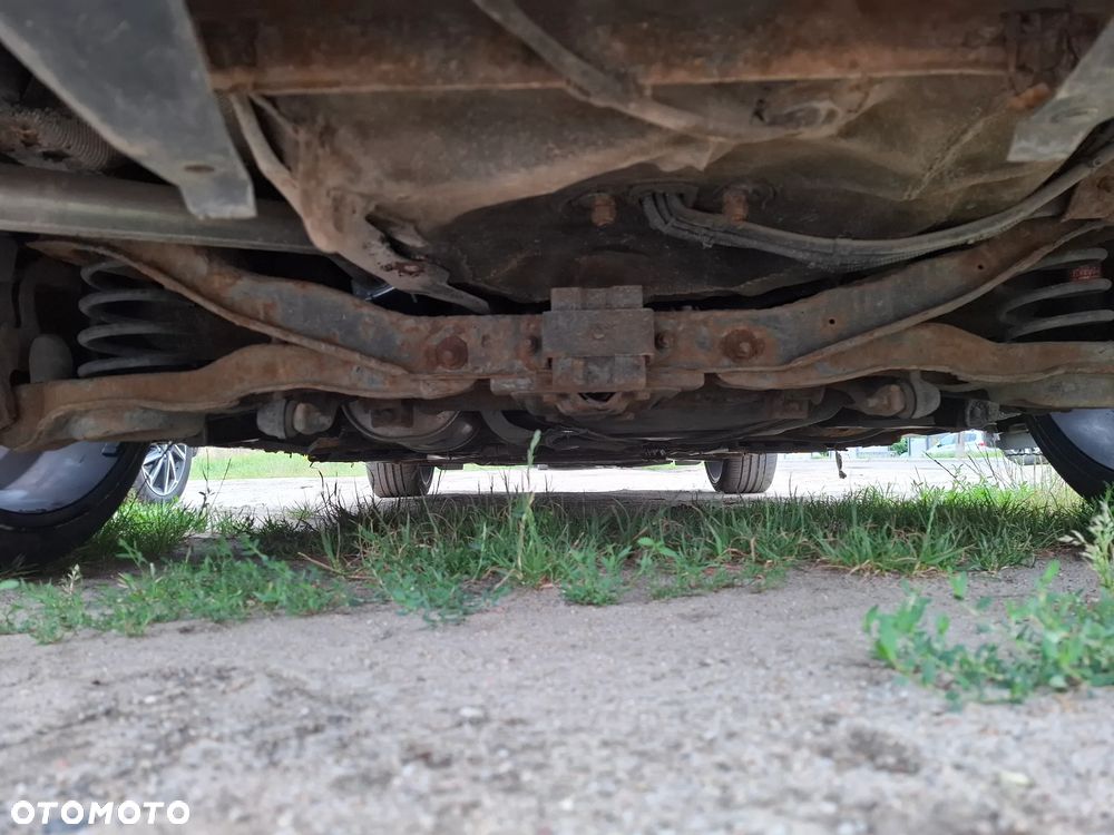 Mazda 3 2.0 Active + - 9